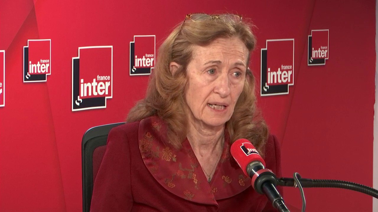 Nicole Belloubet : "Tel que [le texte de loi] est écrit actuellement, l'interdiction de manifester concernerait des personnes susceptibles de créer un risque grave de trouble à l'ordre public et déjà condamnées [...]"