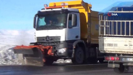 Doğu'nun 'Kar Panterleri' arı gibi çalışıyor