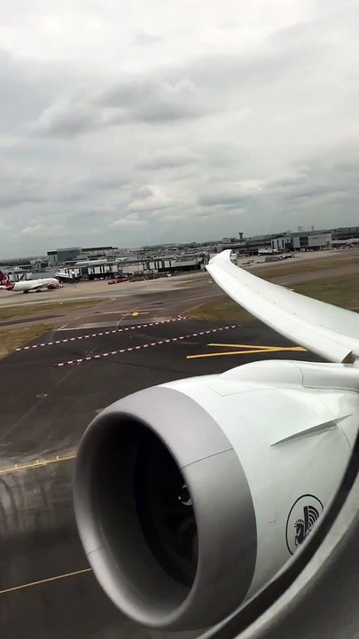 Taking off from london heathrow bound for paris CDG onboard the @ Airfrance 787-9 dreamliner