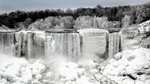 Video | Aşırı soğuklardan donan Niagara Şelalesi manzarasıyla görenleri büyülüyor