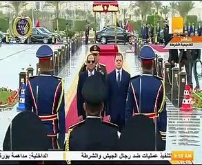 السيسي يضع إكليل من الزهور بأكاديمية الشرطة