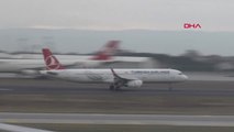 İstanbul- Rüzgar Yön Değiştirdi, 3 Uçak Pisti Pas Geçmek Zorunda Kaldı