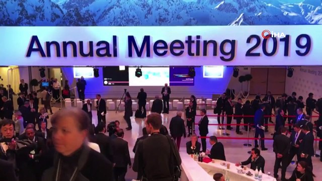 - Hazine Ve Maliye Bakanı Albayrak: 'İnsancıl Bakış Açısı Çok Önemli'- 'Demokrasilerini Savunmak İçin Sokağa Çıkan Yüzlerce İnsan Öldü'- Bakan Albayrak Global Ekonomin Son Durumunu Değerlendirdi