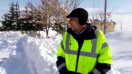 Ulaşımı kapanan yaylada kalan 9 kişiden haber alınamıyor