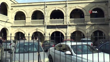 - Platonik sapık yakalandı- Eve gizlice girip çamaşırlarını koklamış