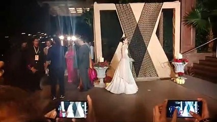 Alia Bhatt Looked GORGEOUS At Cousin Sakshi Bhatt's Reception | Filmibeat