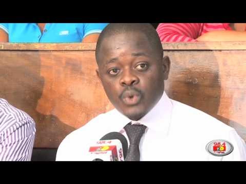 Public doctors prepare to down tools