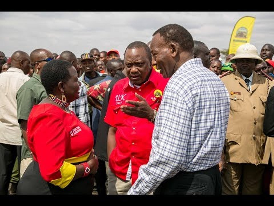 Uhuru leads Kenyans in mourning Nkaissery