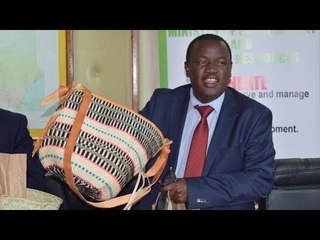 Govt says plastic bags ban deadline will not change