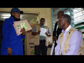 Mbeki gives voting process thumbs-up