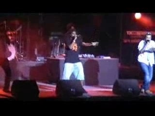 Kaf Malbar (KM David) & Benjam - Live Stade De L'est - 2005