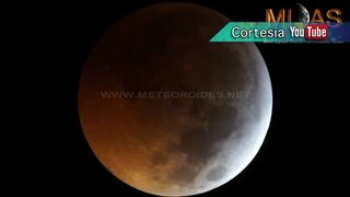 Captan a meteorito estrellándose en la luna durante eclipse