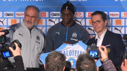 OM - Eyraud : "Il n'y a pas de prime d'éthique dans le contrat de Balotelli"