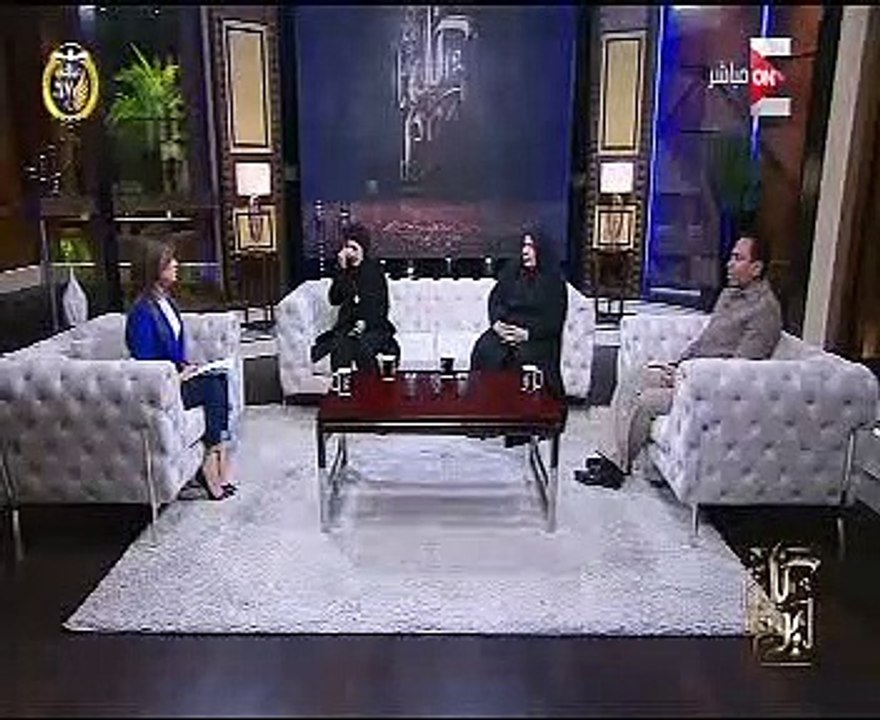 شاهد..ماذا قالت أم شهيد للشعب المصرى وهى تجهش بالبكاء
