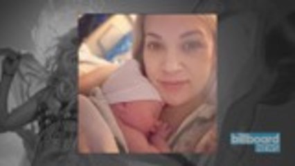 Carrie Underwood Shares Photos of Newborn Son on Twitter | Billboard News