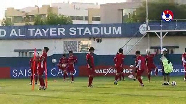 Đội tuyển Việt Nam tập luyện trước thềm tứ kết Asian Cup 2019 | VFF Channel