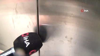 3 Genç Mahsur Kaldıkları Asansörde Yarım Saat Kurtarılmayı Bekledi