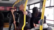 Sivaslı aşıktan otobüste konser, yolcular neye uğradığını şaşırdı