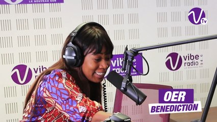 On s'éclate à la radio avec Bénédiction - la Carte d'identité de star