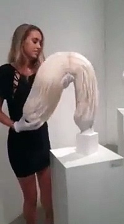 Questa scultura sbalordisce tutti i visitatori!
