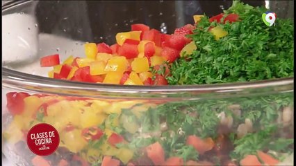 Ensalada de farros y tomates asados/Ensalada de aguacate con platanos maduros 24-01-2019