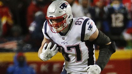 Burleson: Rams can't allow Gronk to be a 'free runner'