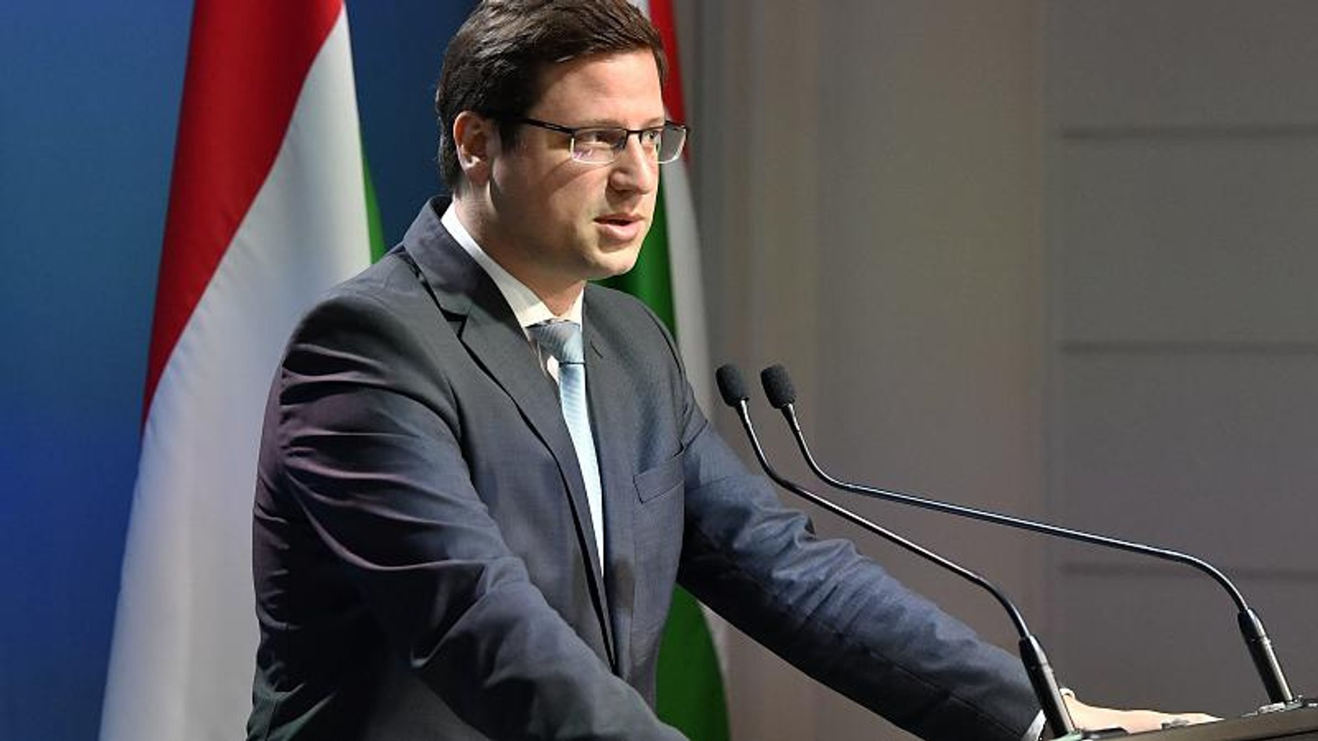 ⁣Gulyás: Birnbaummal sem a kormány, sem a Fidesz nem állt semmilyen szerződéses jogviszonyban