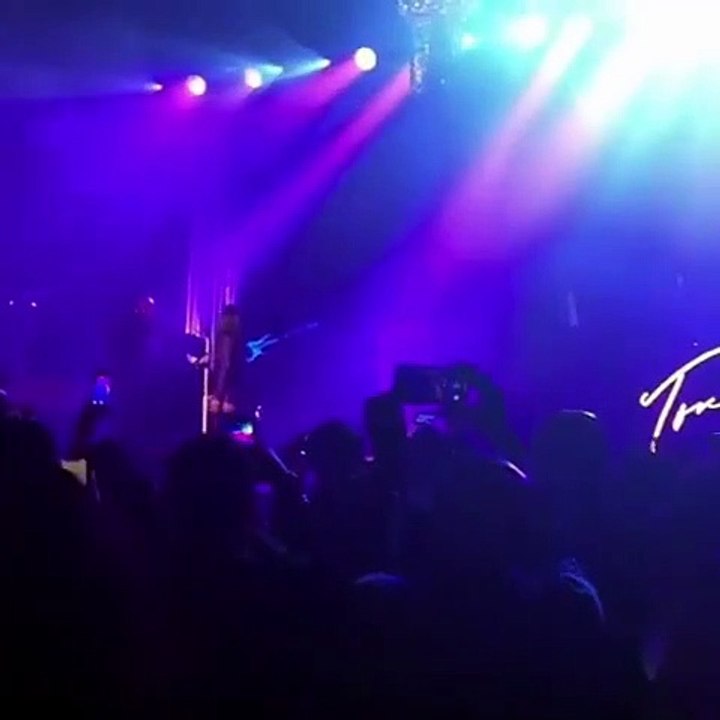 Toni Braxton and Birdman are back together? Cash Money CEO surprised Toni at her concert, and she left the stage with Birdman, holding his hand