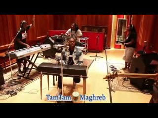 Strange Arrange B.On.It and PJ Morton Live