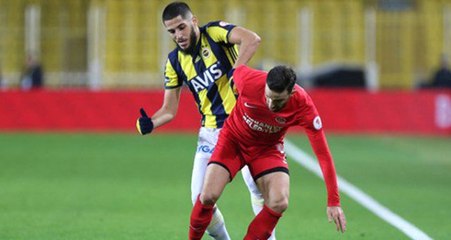 Yassine Benzia: Fenerbahçe'de Oynuyorsanız Bu Formaya Layık Olmalısınız