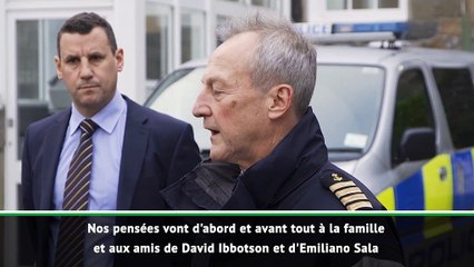 Disparition d'Emiliano Sala - Capitaine Barker : "Une décision difficile à prendre"