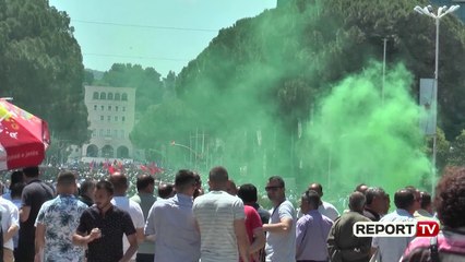 Report Tv-PD lekë për protestuesit, Basha: Të paguhen udhëtimi dhe shpenzimet