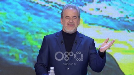 Ora News – Sazan Guri goditet nga energjia pozitive. Ja çfarë nxjerr live në emision?