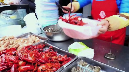 A taste adventure on Shanghai's streets