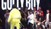 Ranveer Singh Risk His Life And Jumps In Crowd | Gully Boy Music Launch