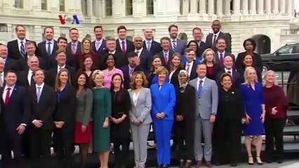 Ilhan Omar, Pendobrak Larangan Penutup Kepala di Kongres AS
