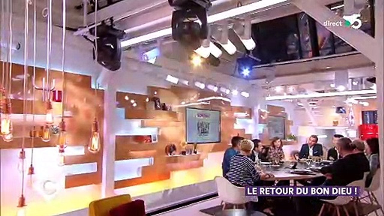 Ary Abittan confie que Christian Clavier a refusé de voir le casting de "Qu'est-ce qu'on a fait au bon Dieu" avant le tournage - Regardez