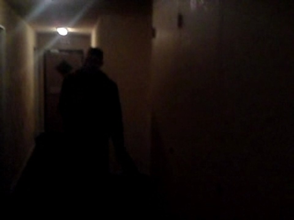 moham dan le couloir en leçon pour dormir