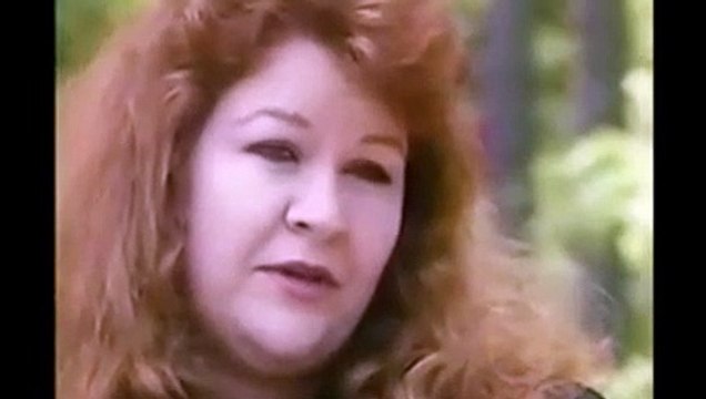 Эта кошка воровала соседских щенков, вскоре они поняли почему