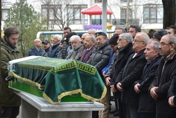 Oyuncu Erkan Can, Ağabeyi Ömer Can'ı Son Yolculuğuna Uğurladı