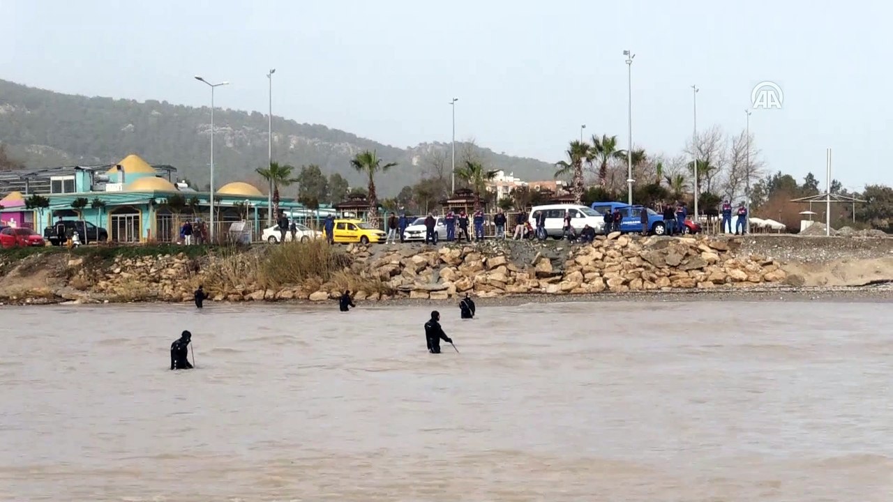 Kader Buse'nin çantası kayalıklarda bulundu - ANTALYA
