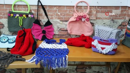 Kanser Hastası Kadınlar Tığ Örgüsü İle Moral Buluyor