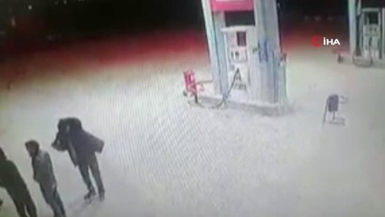 Akaryakıt İstasyonunda Hırsızlık Kamerada