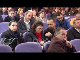 Ora News – Pedagogët e UT i drejtohen Ramës: 1 javë kohë për plotësimin e kërkesave ose grevë