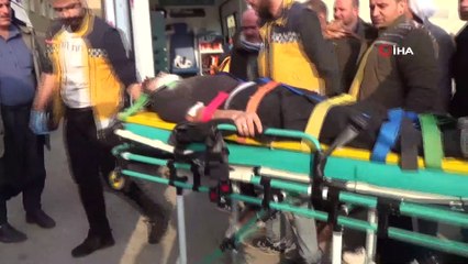 Hafif ticari araç takla attı: 6 yaralı