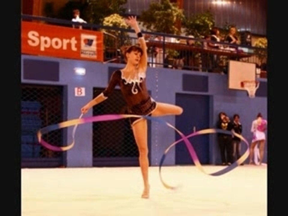 Cha Ball & Ribbon