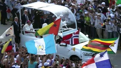 Le pape dit non à une Eglise plus "cool" pour attirer les jeunes