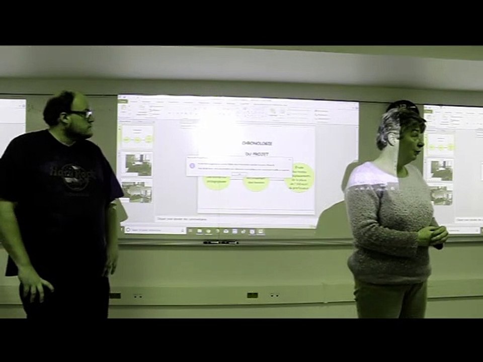 Salle mutualisée au collège