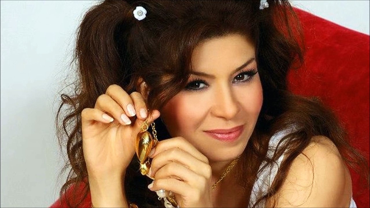 Tuğba Hatun ♫ Odam Kireç Tutmuyor