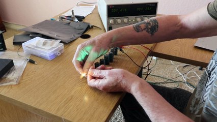 Playing with capacitors.